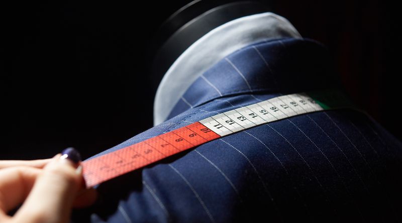 企業(yè)團購西服需要注意哪些事項！