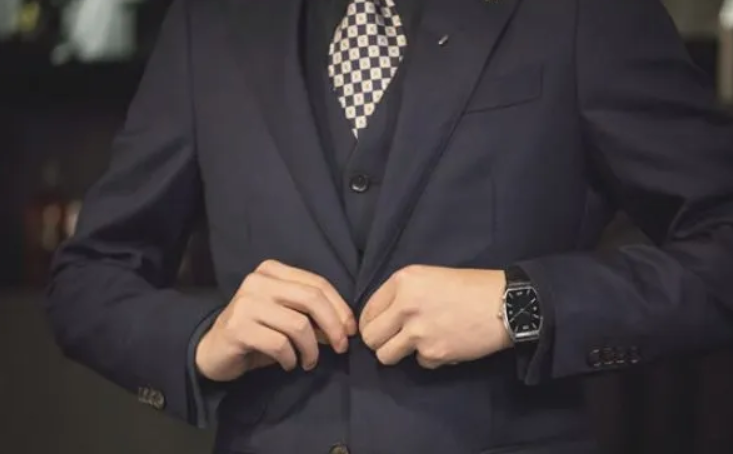 公司定做職業裝要考慮的因素都有哪些呢？